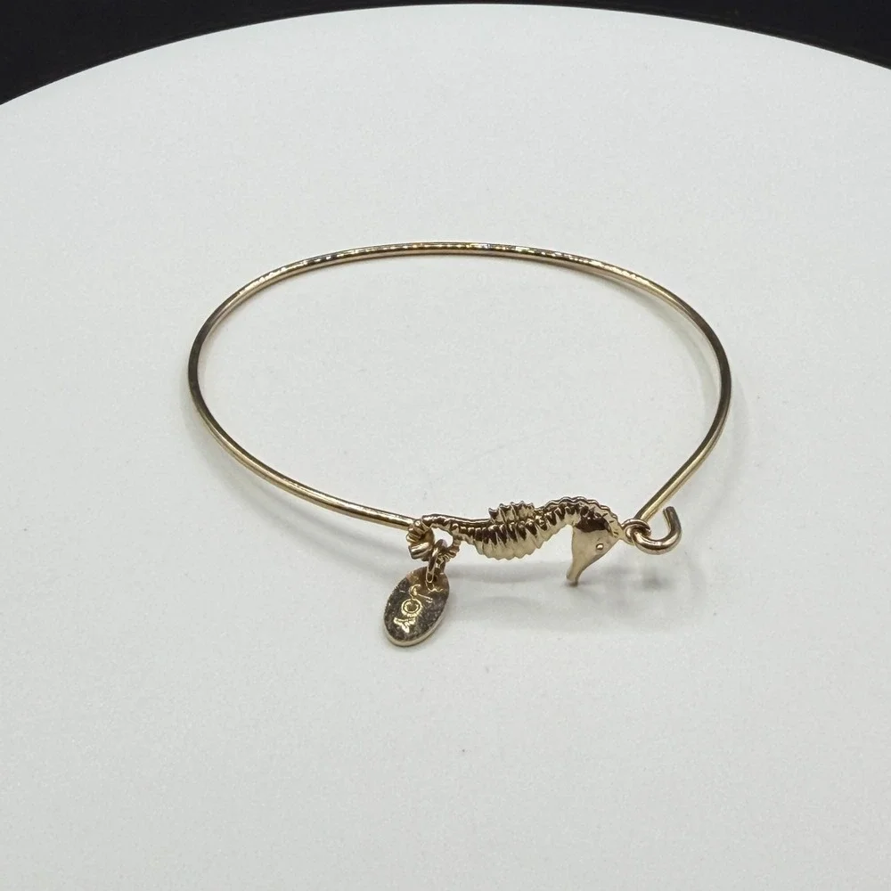 JOY Gold Tone Seahorse Bangle Bracelet Coastal Nautical Beach Charm Jewelry